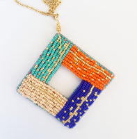 The square necklace